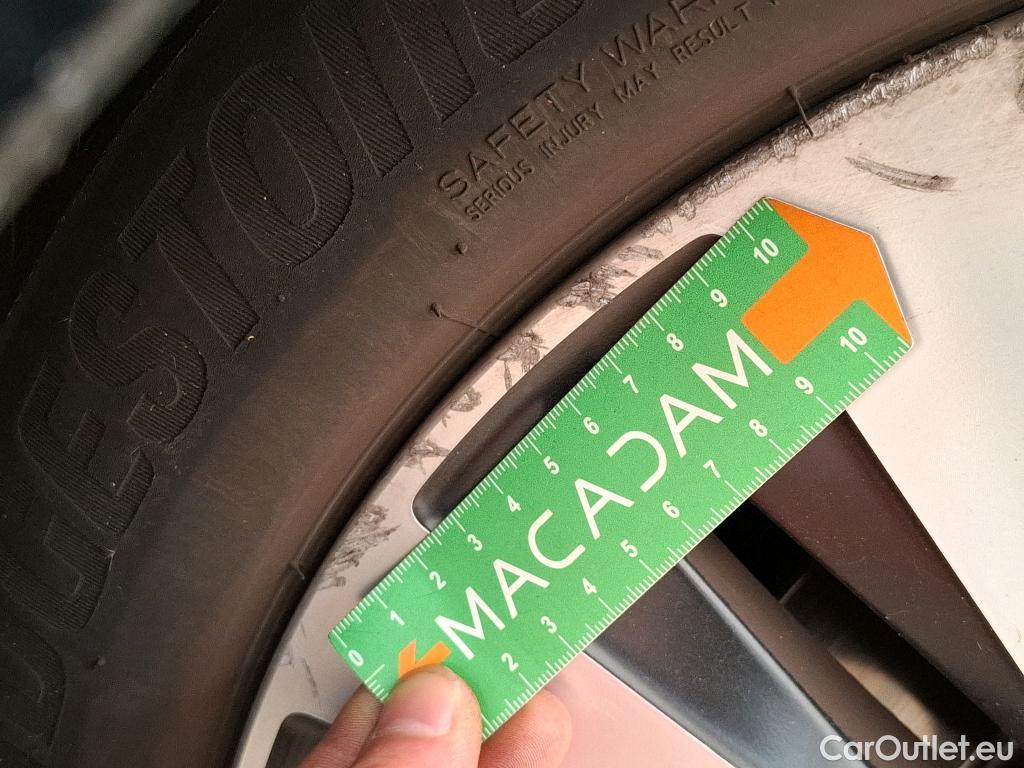  Mercedes  A-Klasse MERCEDES-BENZ Classe A Berline / 2018 / 4P / Berline A 180 Business Line #15