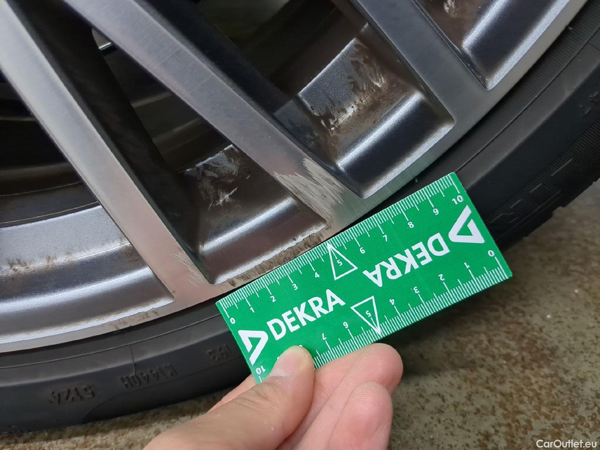  Mercedes  CLA-Klasse MERCEDES-BENZ CLA Coupe / 2019 / 4P / Coupé CLA 250 e Business Line #5