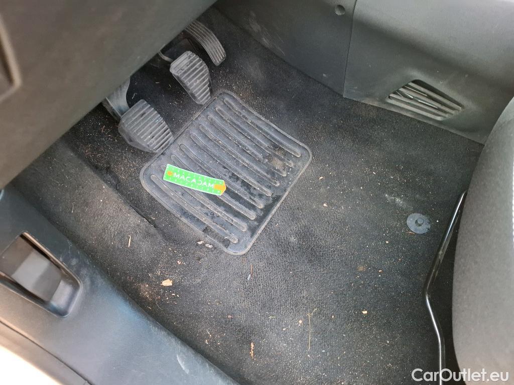  Peugeot  208  Active 1.2 PureTech 80CV BVM5 E6 #7