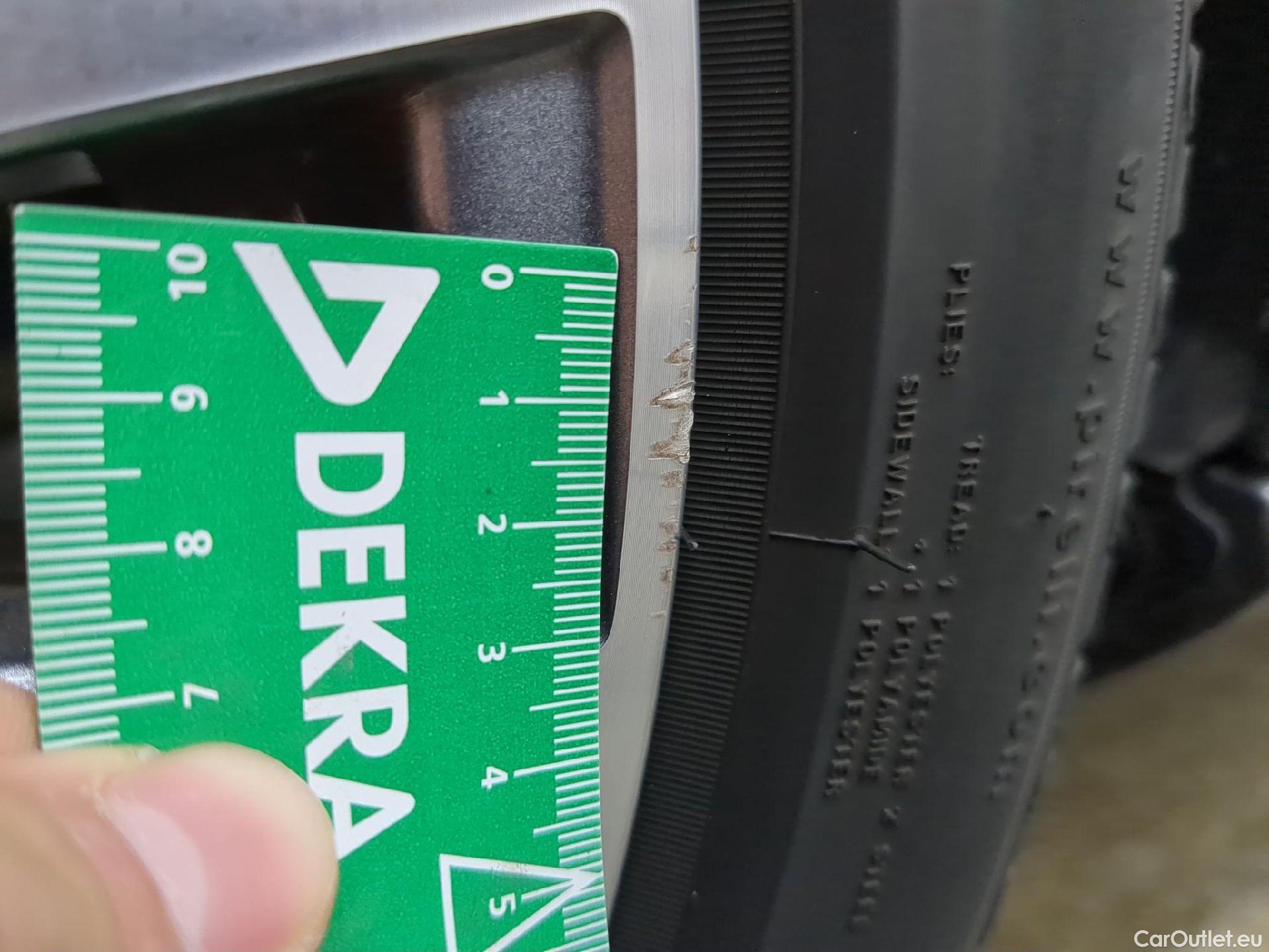  Mercedes  CLA-Klasse MERCEDES-BENZ CLA Coupe / 2019 / 4P / Coupé CLA 250 e Business Line #9