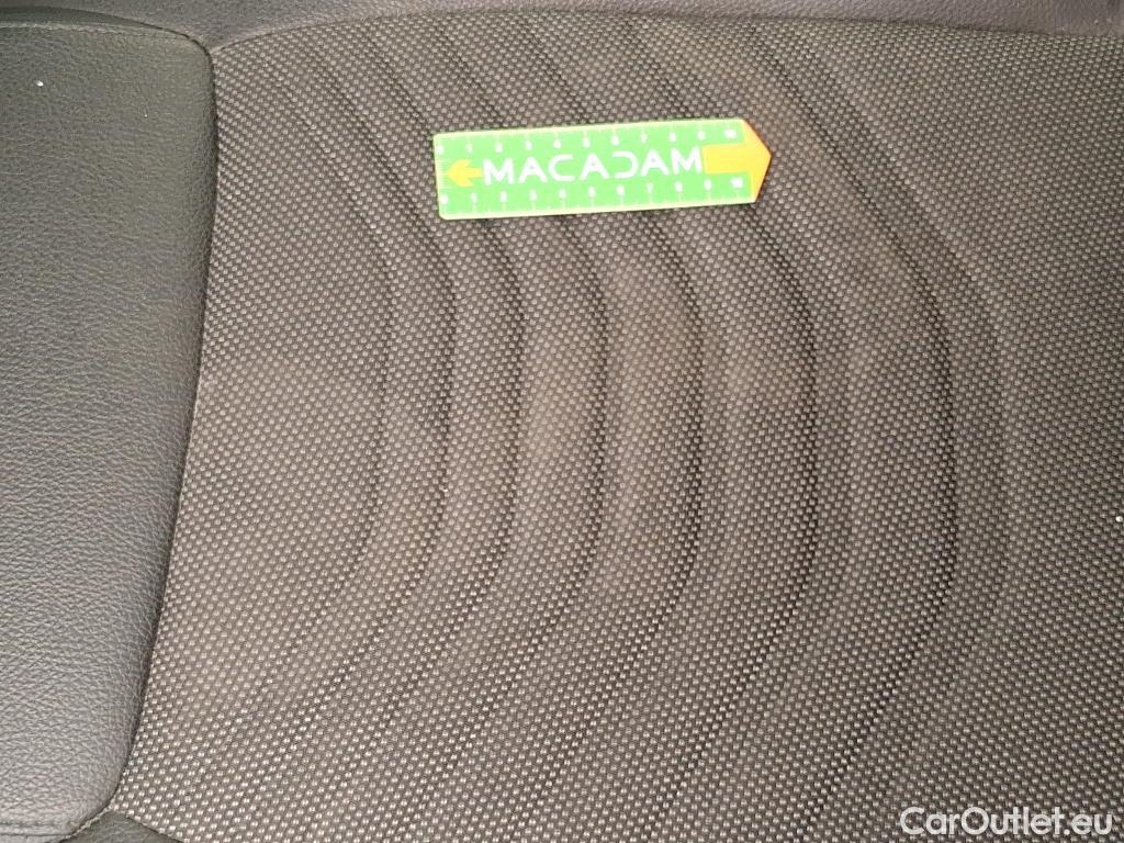  Mercedes  A-Klasse MERCEDES-BENZ Classe A Berline / 2018 / 4P / Berline A 180 Business Line #37