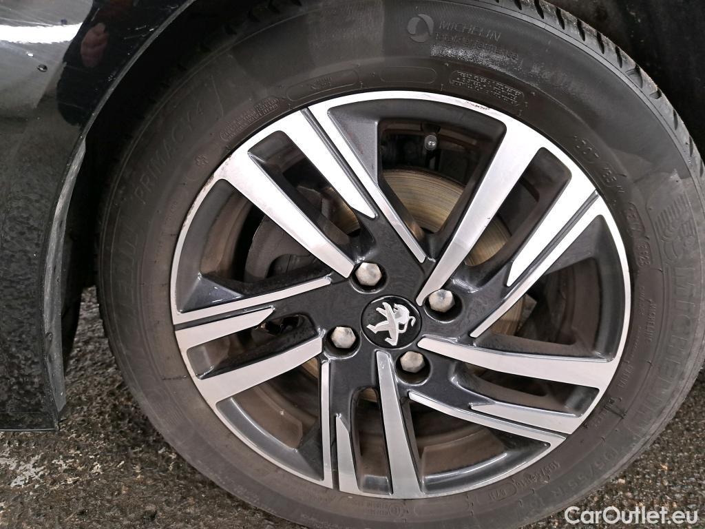  Peugeot  208  Allure Business 1.2 PureTech 130CV BVA8 E6d #36