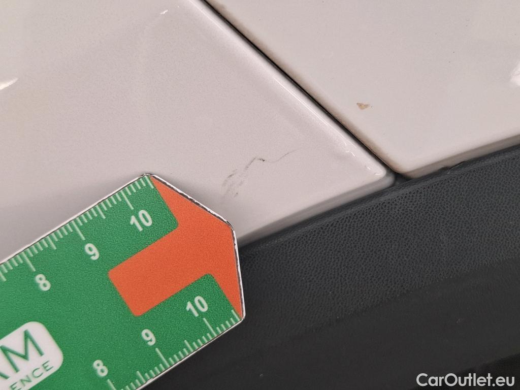  Mercedes  GLA MERCEDES-BENZ  / 2020 / 5P / SUV 1.3  200 PROGRESSIVE LINE DCT #11