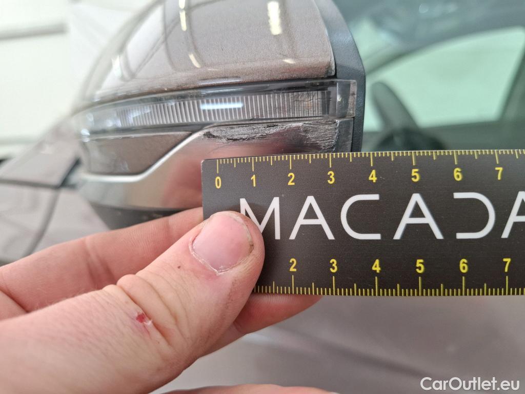  Hyundai  Tucson HYUNDAI  / 2020 / 5P / SUV 1.6 T-GDI 150 DCT-7 HYBRID 48V EXECUTIVE #8