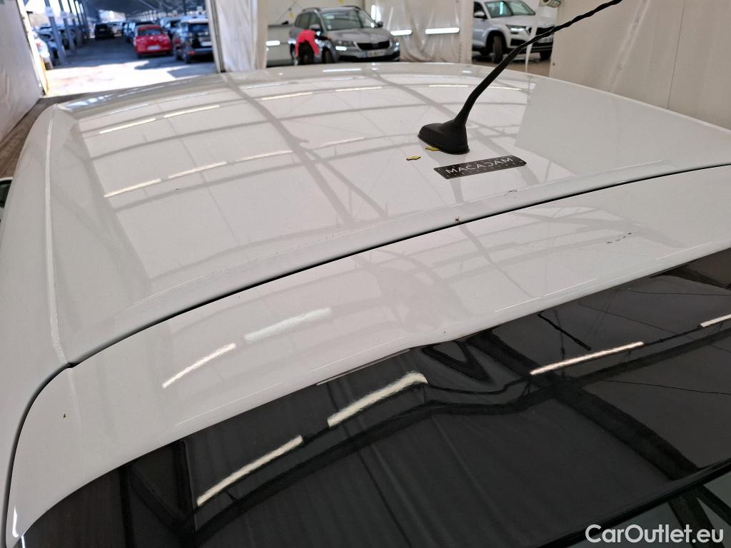  Peugeot  208  Premium 1.5 HDi 100CV BVM6 E6d #1