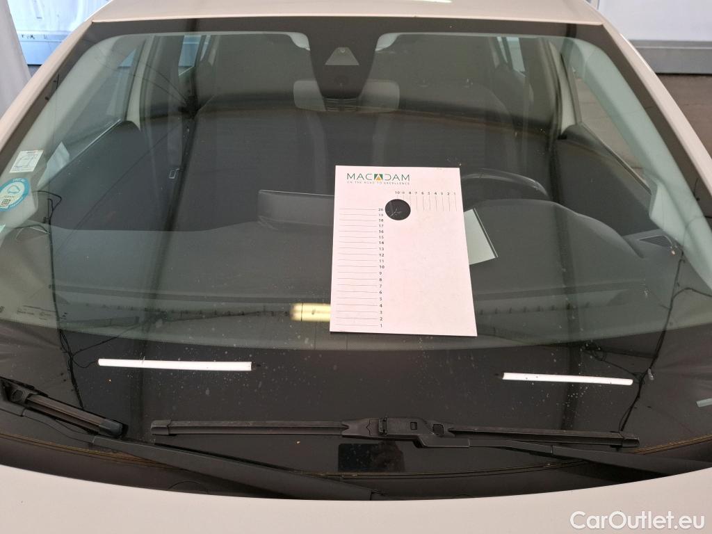  Peugeot  208  (e-) Active Business 50kWh BVA #9