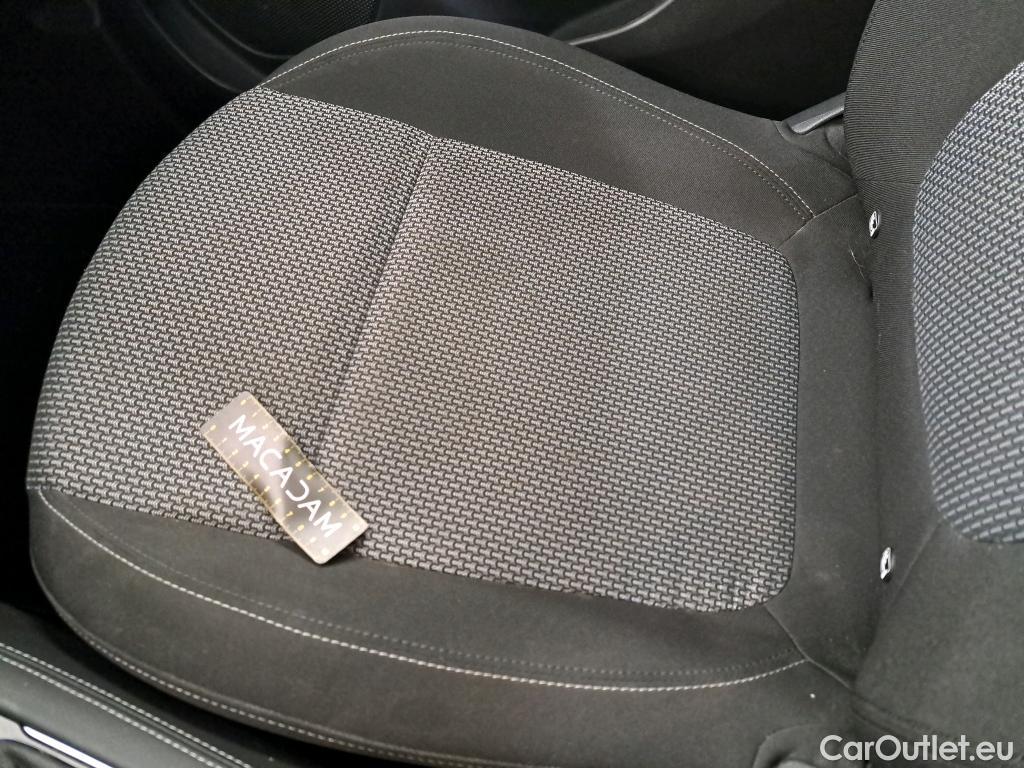  Opel   Grandland X Grandland X 1.2 Turbo 130CV BVM6 6E #15