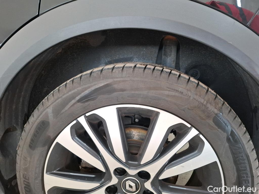  Renault  Captur RENAULT  / 2019 / 5P / SUV Initiale Paris E-TECH Plug-in 160 -21 #19