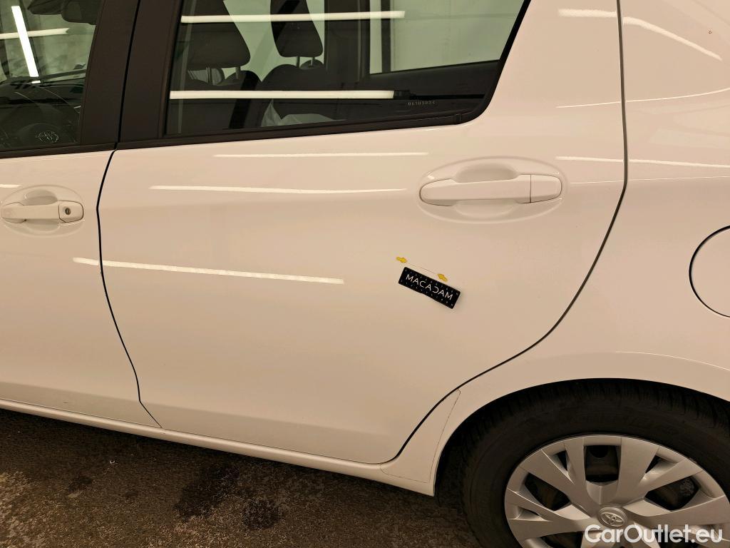  Toyota  Yaris TOYOTA  5p Berline 110 VVT-i France Business #3