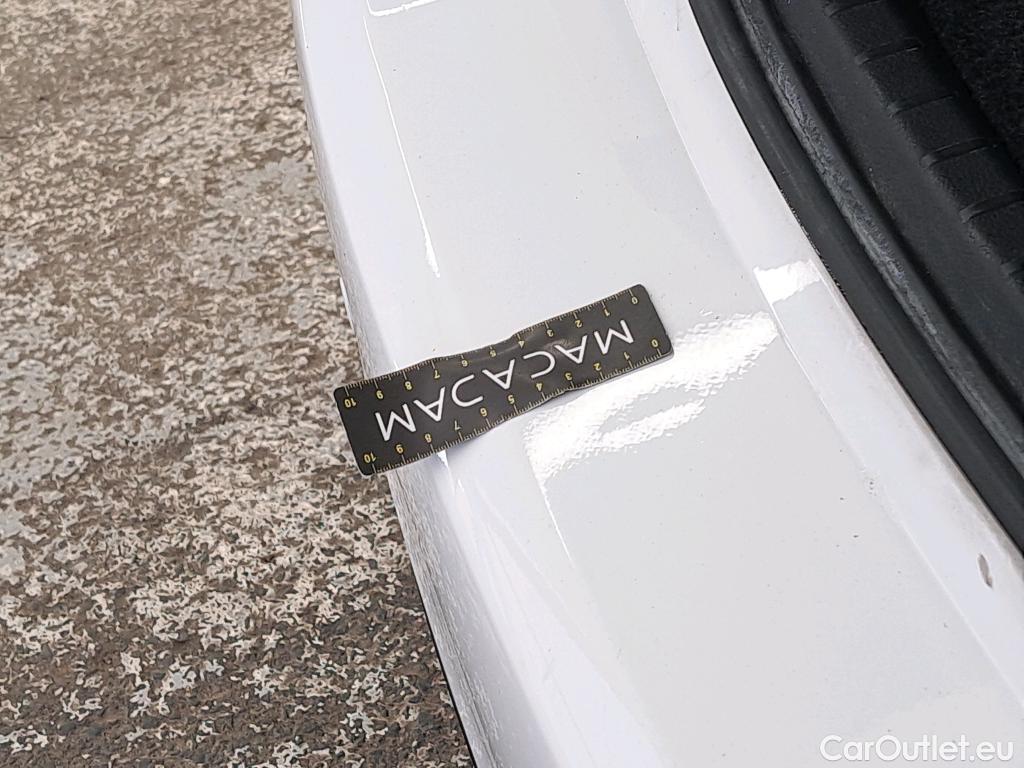  Toyota  Yaris TOYOTA  5p Berline 110 VVT-i France Business #2