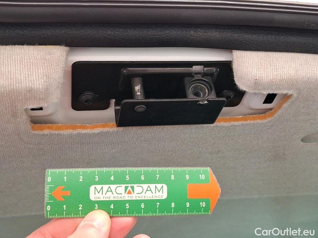  Renault  Trafic  III Combi L1H1 2 8t (8/9 Sièges) Zen 1.6 dCi 120CV BVM6 9 Sieges E5 #45