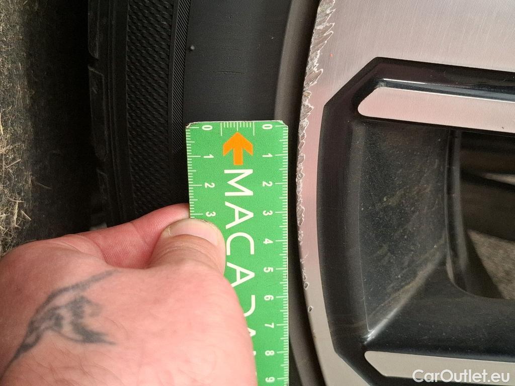  Renault  Austral  Techno 1.2 E-TECH Hybrid 200CV BVA6 6E #41