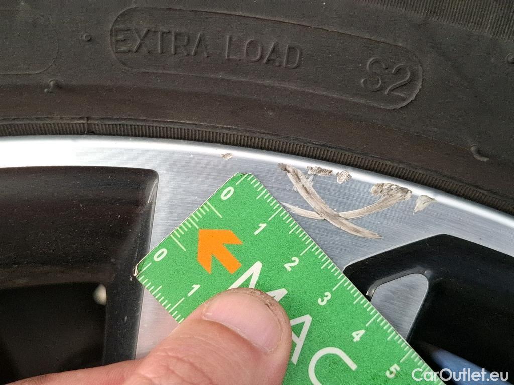  Renault  Austral  Techno 1.2 E-TECH Hybrid 200CV BVA6 6E #49