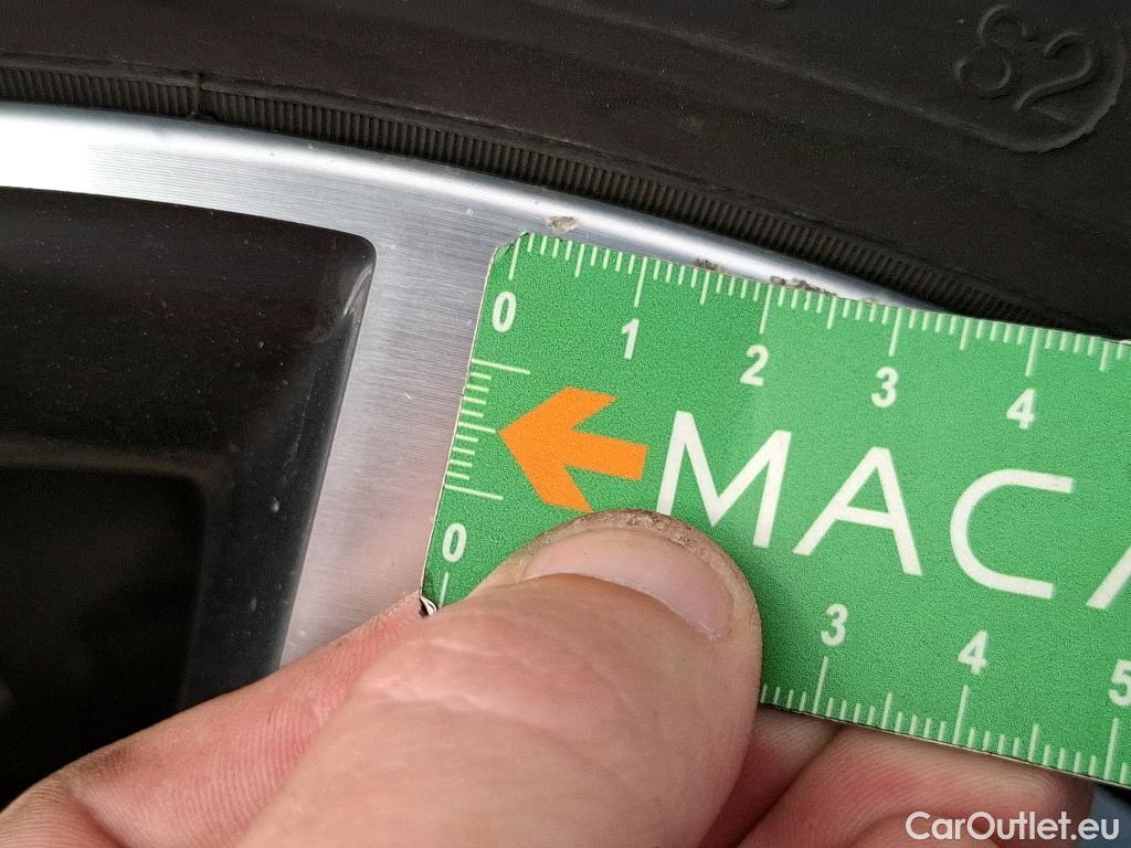  Renault  Austral  Techno 1.2 E-TECH Hybrid 200CV BVA6 6E #52