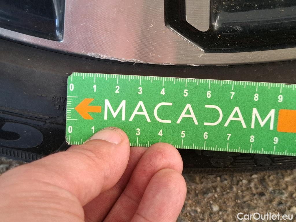  Renault  Austral  Techno 1.2 E-TECH Hybrid 200CV BVA6 6E #30