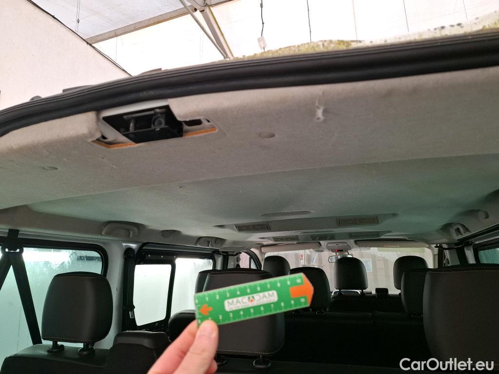  Renault  Trafic  III Combi L1H1 2 8t (8/9 Sièges) Zen 1.6 dCi 120CV BVM6 9 Sieges E5 #28