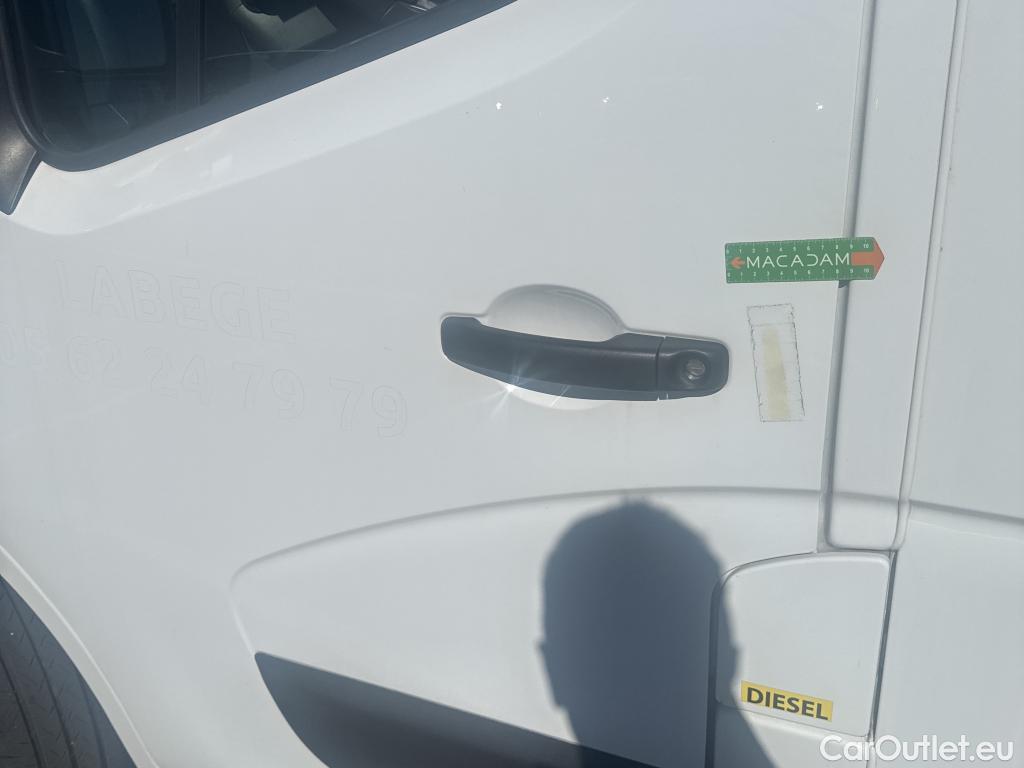  Renault  Master RENAULT  SC / 2019 / 2P / Châssis cabine CC Tr CF F3500 L3 Blue dCi 145 EVIE #21