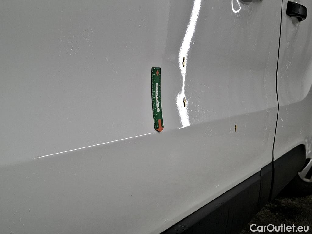  Renault  Trafic  III Combi L1H1 2 8t (8/9 Sièges) Zen 1.6 dCi 120CV BVM6 9 Sieges E5 #39