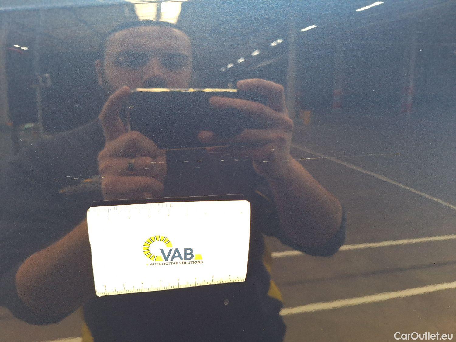  Bmw  Serie 1 BMW, 1-serie '19, BMW 1 Reeks Hatch 120d (140 kW) 5d #40