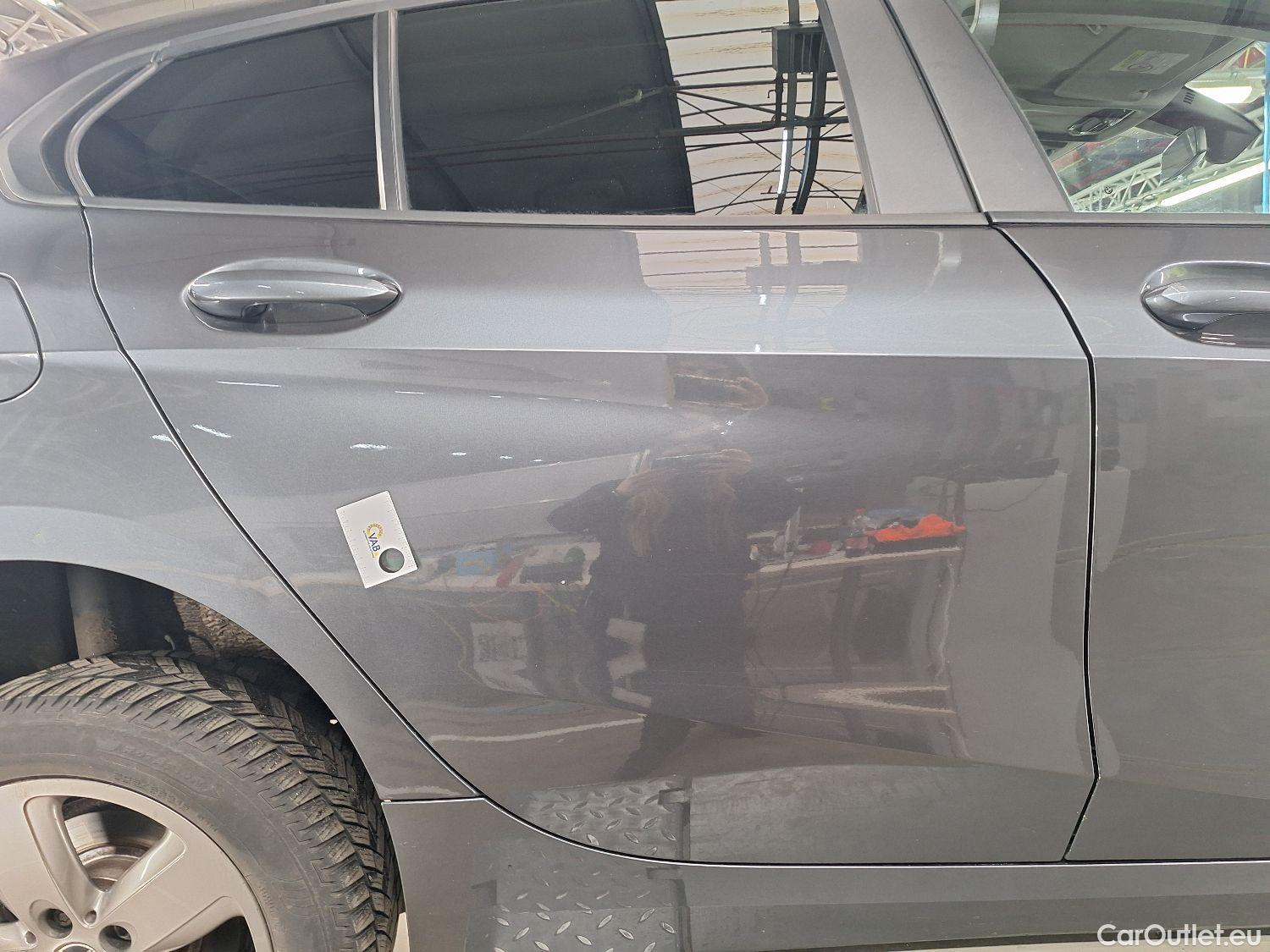  Bmw  Serie 1 BMW, 1-serie '19, BMW 1 Reeks Hatch 118d (110 kW) 5d #24