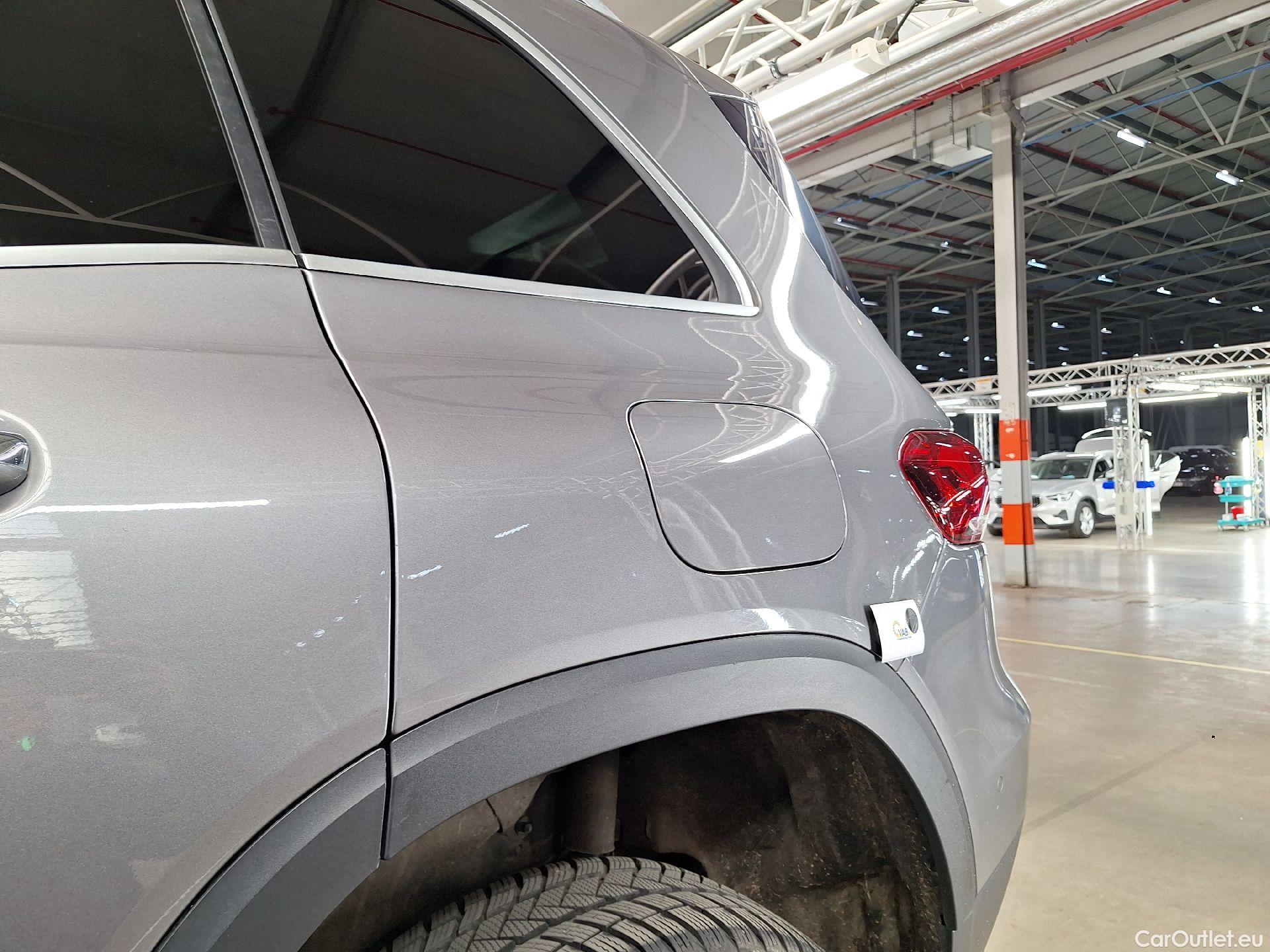  Mercedes  GLB Mercedes,  '19, Mercedes-Benz   180 d Business Solution 5d #17