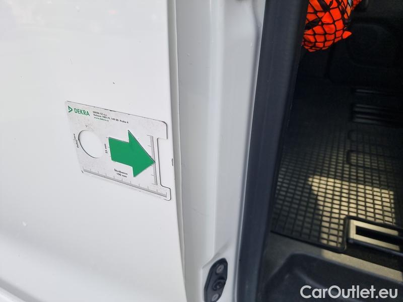  Citroen  Jumpy  Spacetourer  (2016) Spacet.bHDI150 Feel XL 4d #11