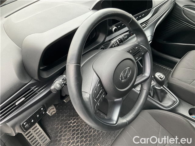  Hyundai  Bayon  1.0 T-GDI Play Plus 5d #5