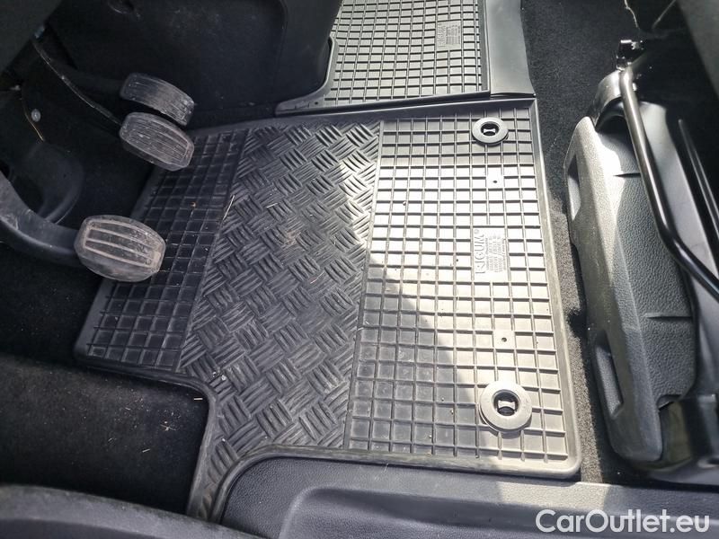  Citroen  Jumpy  Spacetourer  (2016) Spacet.bHDI150 Feel XL 4d #2