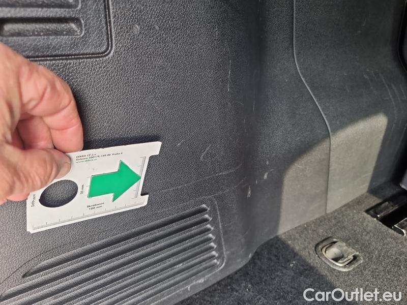  Citroen  Jumpy  Spacetourer  (2016) Spacet.bHDI150 Feel XL 4d #21