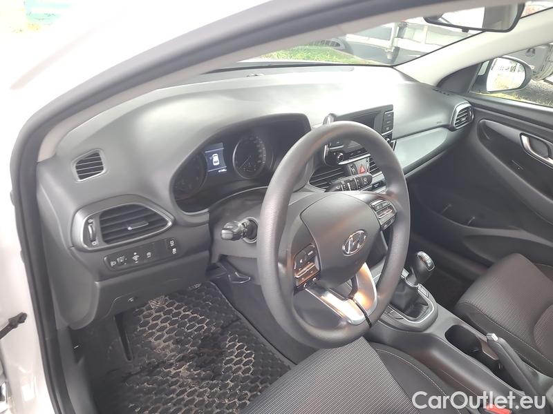  Hyundai  i30  (PD)(01.2017 ->)  1.5i CVVT 81 Start Plus #9