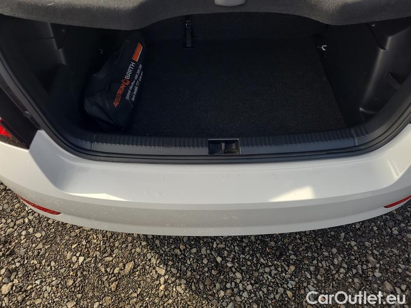  Skoda  Fabia  3 (2015)  1.0MPI 44 Active #23