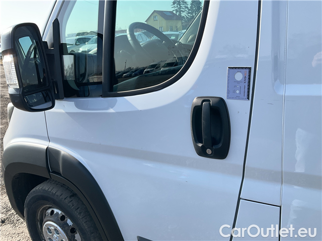  Peugeot  Boxer  2.2HDI 165 4350 L4H2 4d #26