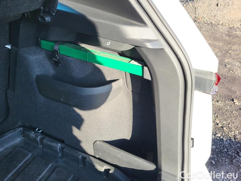  Skoda  Karoq  (NU)(2017->)  2.0 TDI 85 Style #17