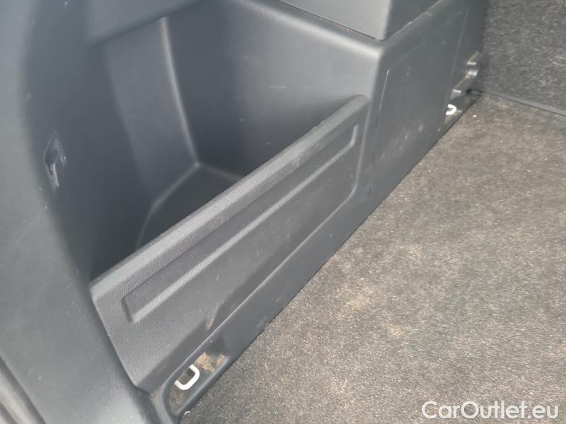  Skoda  Fabia  3 (2015)  Com 1.0TSI 81 Ambition #17