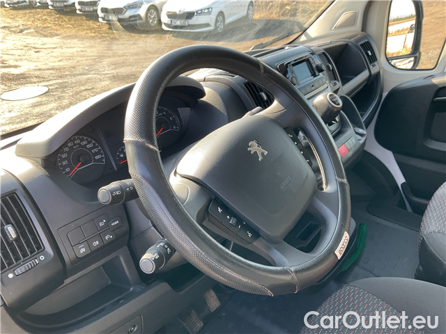  Peugeot  Boxer  2.2HDI 165 4350 L4H2 4d #32