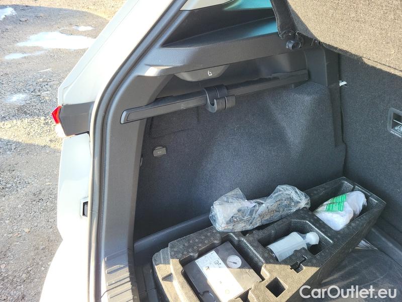  Skoda  Karoq  (NU)(2017->)  2.0 TDI 85 Style #16