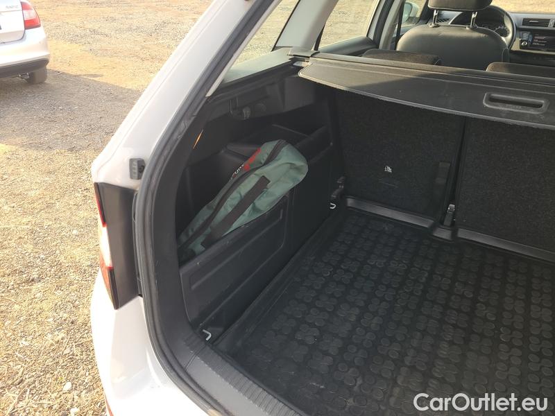  Skoda  Fabia  Combi (2015) Com.1.0TSI 70 Ambition 5d #27