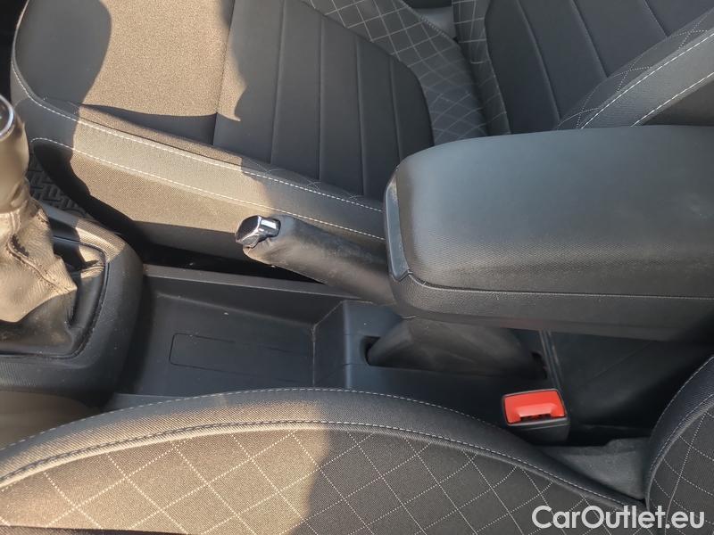  Skoda  Fabia  Combi (2015) Com.1.0TSI 70 Ambition 5d #17