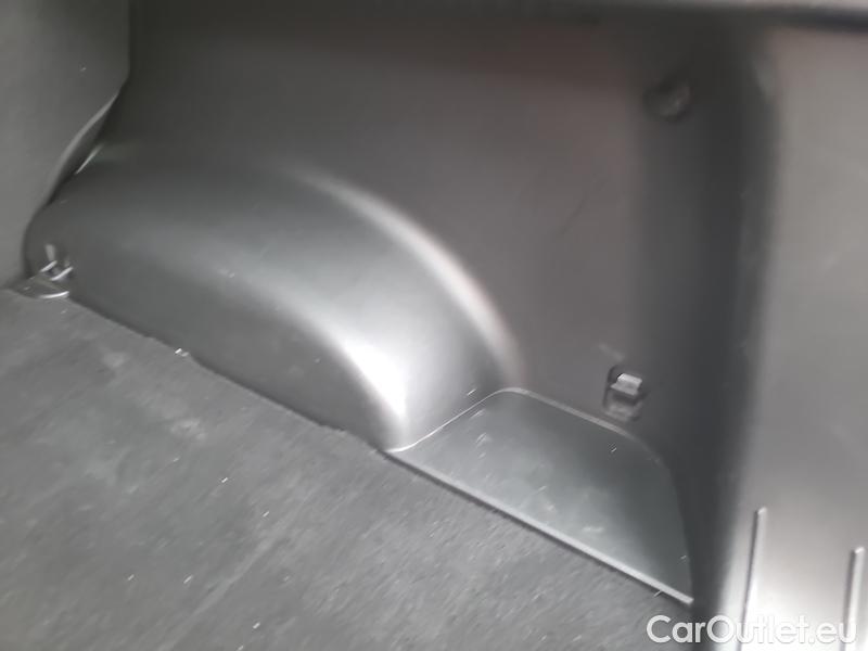  Hyundai  Tucson   (NX)(2020) Tucs.1.6CRDi 100 N Line 4x4 AT #19