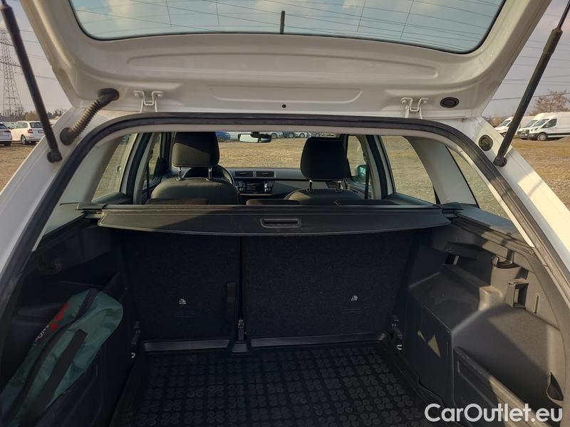  Skoda  Fabia  Combi (2015) Com.1.0TSI 70 Ambition 5d #29