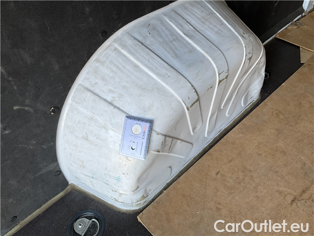  Peugeot  Boxer  2.2HDI 165 4350 L4H2 4d #21