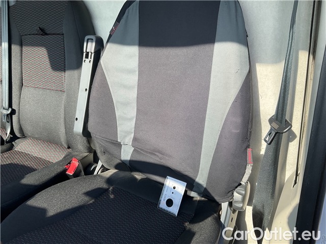  Peugeot  Boxer  2.2HDI 165 4350 L4H2 4d #30