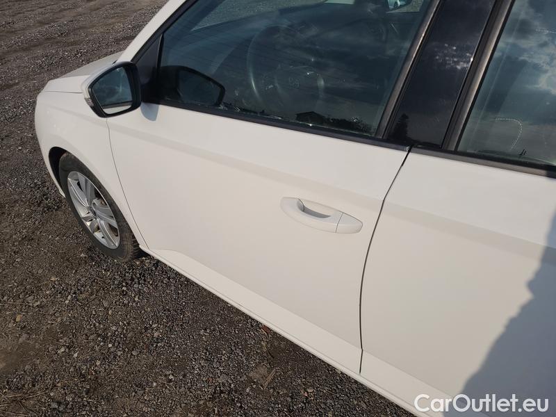  Skoda  Fabia  Combi (2015) Com.1.0TSI 70 Ambition 5d #9