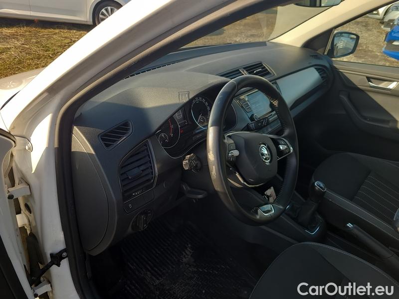  Skoda  Fabia  Combi (2015)  Com.1.0TSI 70 Style #4