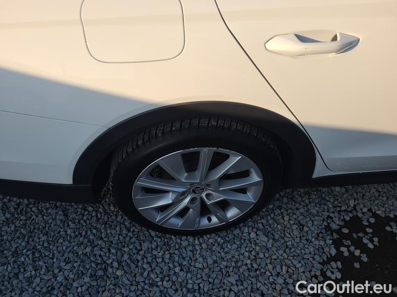  Skoda  Octavia  Combi (NX3)(2020) Oct.C. 2.0TDI 147 Scout 4x4 AT #25