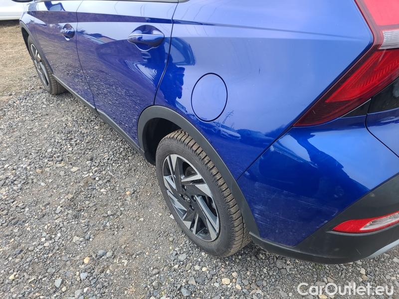  Hyundai  Bayon   (2021)  1.2i Play 5d #9
