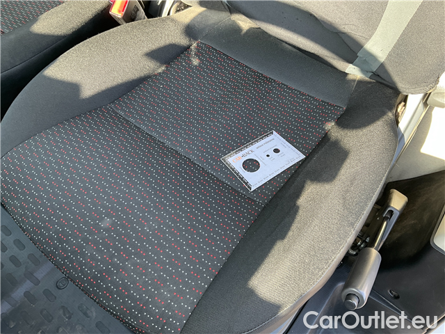  Peugeot  Boxer  2.2HDI 165 4350 L4H2 4d #29