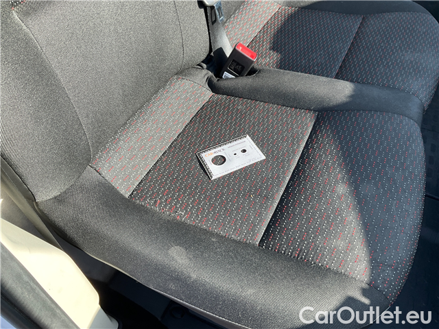  Peugeot  Boxer  2.2HDI 165 4350 L4H2 4d #8