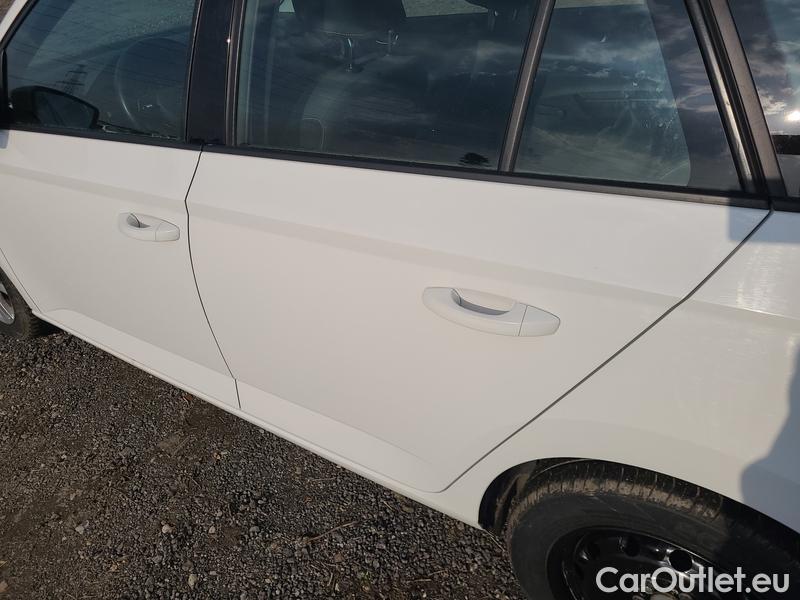  Skoda  Fabia  Combi (2015) Com.1.0TSI 70 Ambition 5d #21
