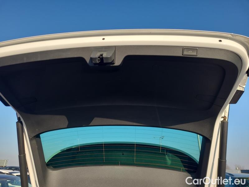  Skoda  Octavia  Combi (NX3)(2020) Oct.C. 2.0TDI 147 Scout 4x4 AT #13